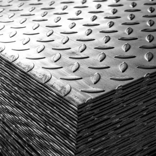 Рифлёный алюминиевый лист "Чечевица" 1,5х1500х3000 мм АМГ2НР